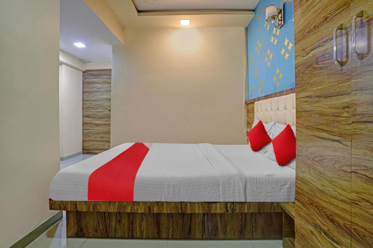 Pop 81030D Hotel Crystal Park Jogeshwari מומביי מראה חיצוני תמונה